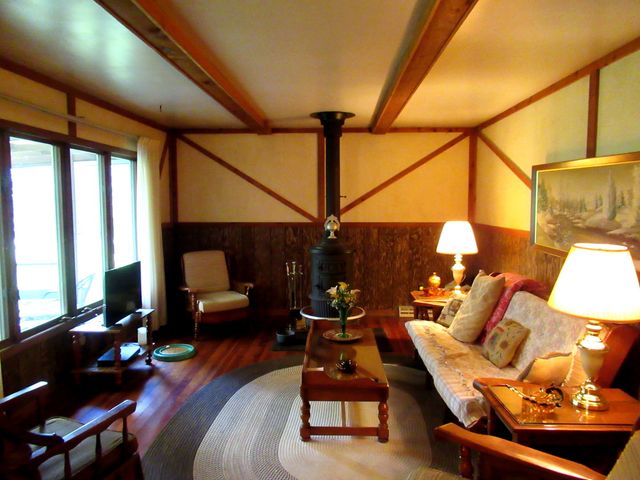 1N321 Country Life Drive, Maple Park, IL 60151