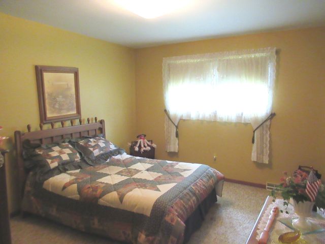 1N321 Country Life Drive, Maple Park, IL 60151