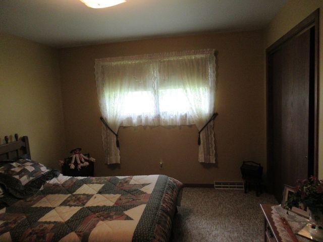 1N321 Country Life Drive, Maple Park, IL 60151