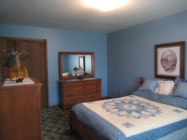 1N321 Country Life Drive, Maple Park, IL 60151