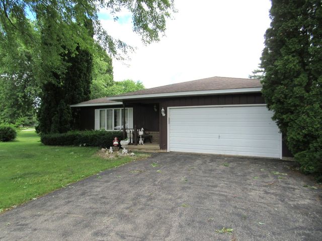 1N321 Country Life Drive, Maple Park, IL 60151