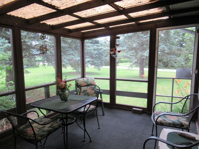 1N321 Country Life Drive, Maple Park, IL 60151