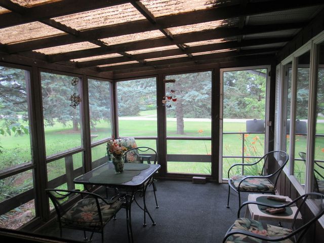 1N321 Country Life Drive, Maple Park, IL 60151