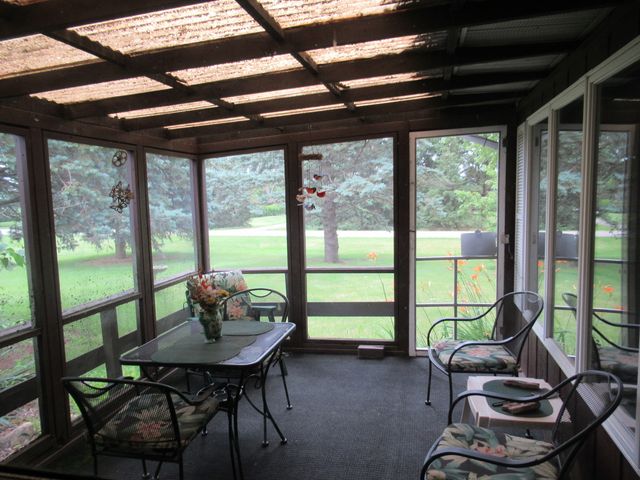 1N321 Country Life Drive, Maple Park, IL 60151
