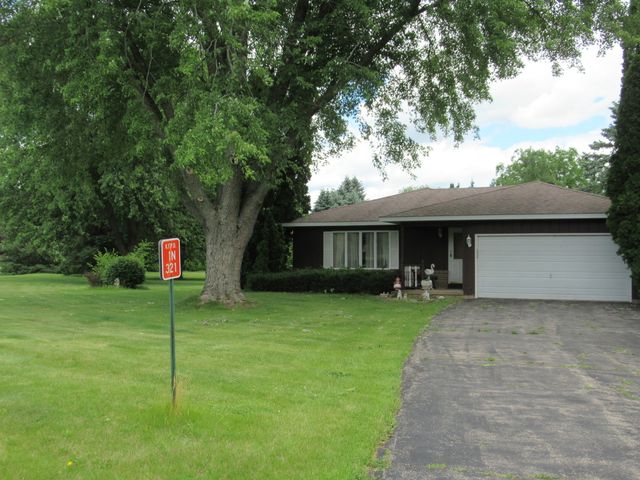 1N321 Country Life Drive, Maple Park, IL 60151