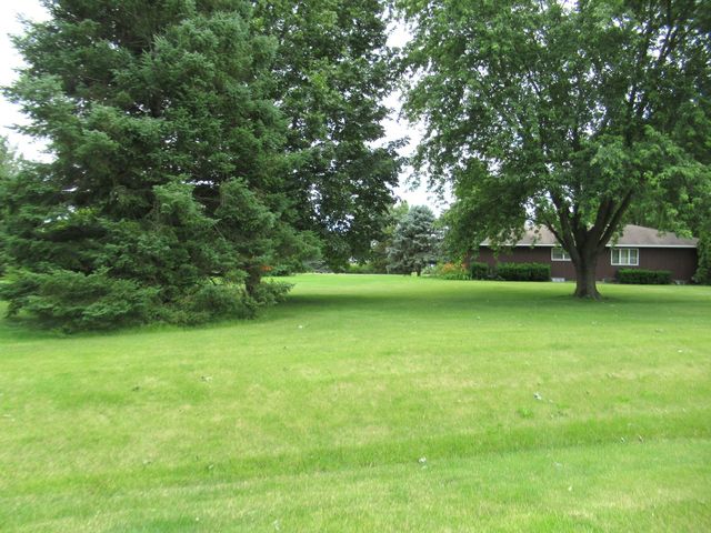 1N321 Country Life Drive, Maple Park, IL 60151