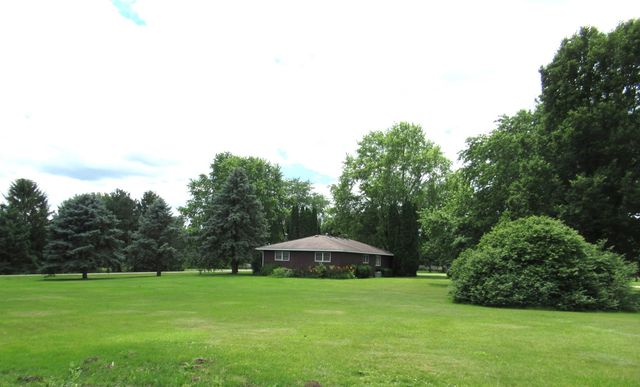 1N321 Country Life Drive, Maple Park, IL 60151