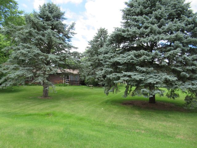 1N321 Country Life Drive, Maple Park, IL 60151