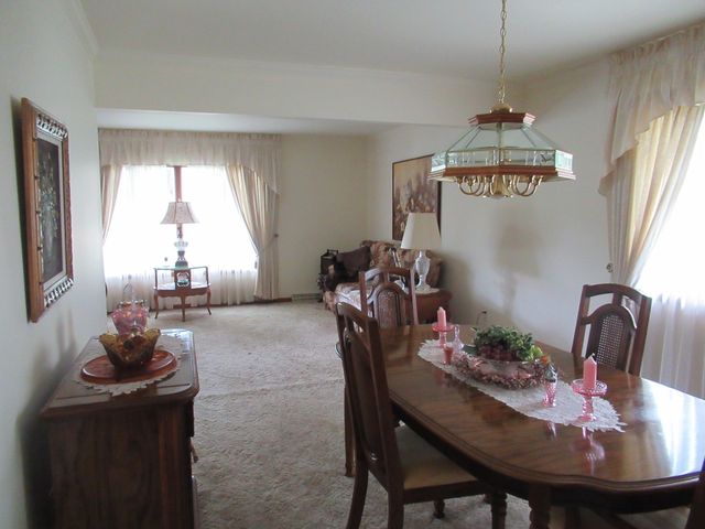 1N321 Country Life Drive, Maple Park, IL 60151