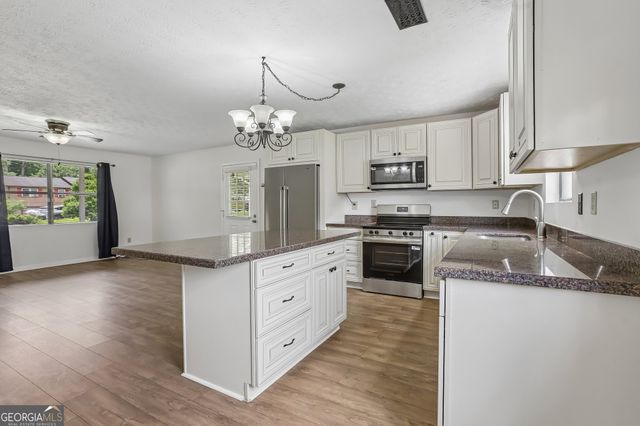 5800 Angela Court, Douglasville, GA 30134