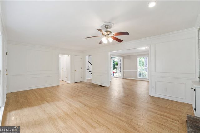 153 Lakeside Drive NW, Kennesaw, GA 30144