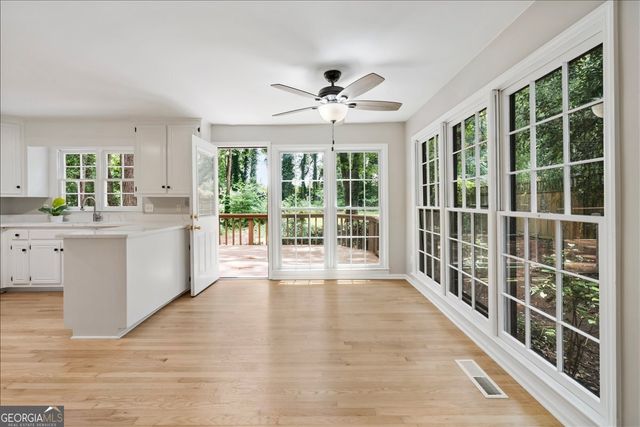 153 Lakeside Drive NW, Kennesaw, GA 30144