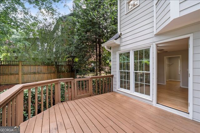 153 Lakeside Drive NW, Kennesaw, GA 30144