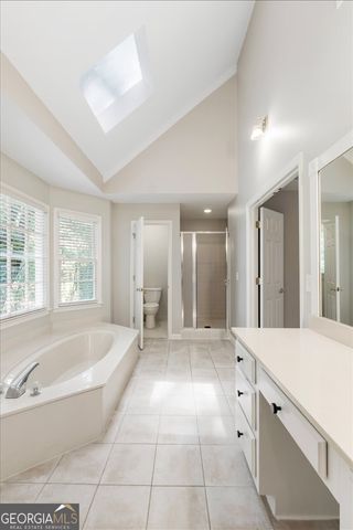 153 Lakeside Drive NW, Kennesaw, GA 30144