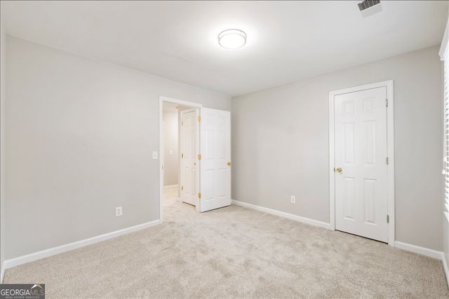 153 Lakeside Drive NW, Kennesaw, GA 30144
