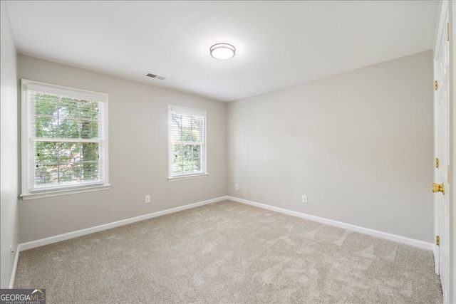 153 Lakeside Drive NW, Kennesaw, GA 30144