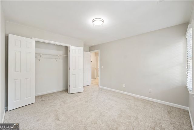 153 Lakeside Drive NW, Kennesaw, GA 30144