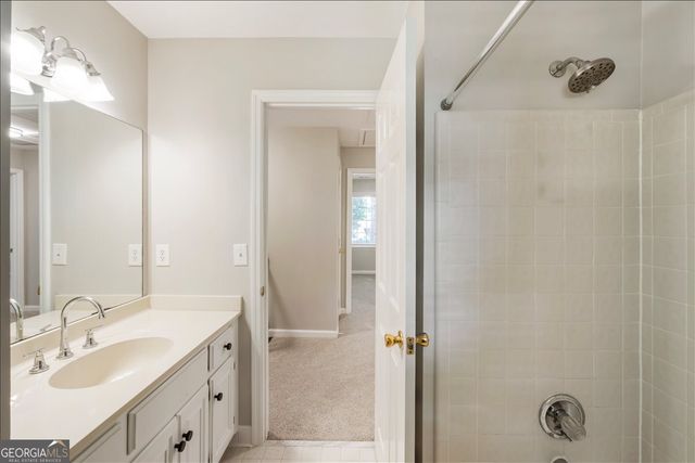 153 Lakeside Drive NW, Kennesaw, GA 30144