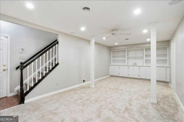 153 Lakeside Drive NW, Kennesaw, GA 30144