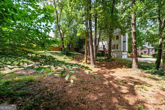 153 Lakeside Drive NW, Kennesaw, GA 30144