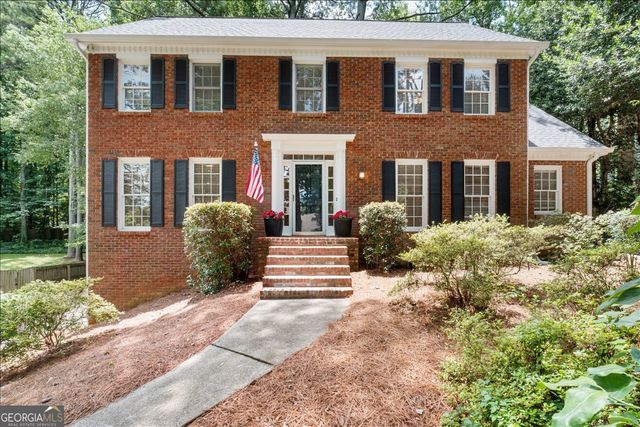 153 Lakeside Drive NW, Kennesaw, GA 30144