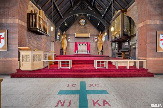 1601 NE MADISON Avenue, Peoria, IL 61603