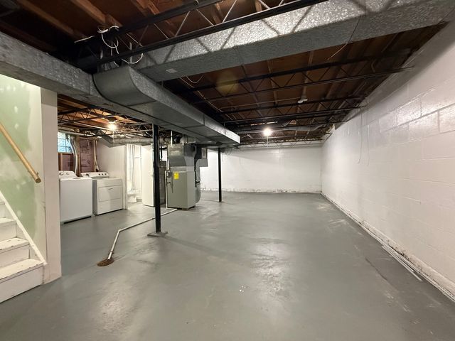 1417 Glenwood Avenue, Joliet, IL 60435