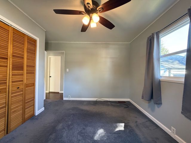 1417 Glenwood Avenue, Joliet, IL 60435