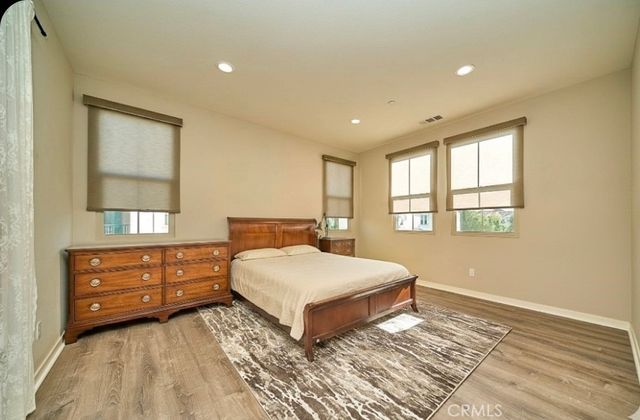 101 Trailblaze, Irvine, CA 92618