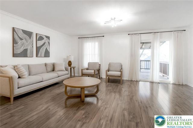 317 West 2nd Street, Alburtis Boro, PA 18011