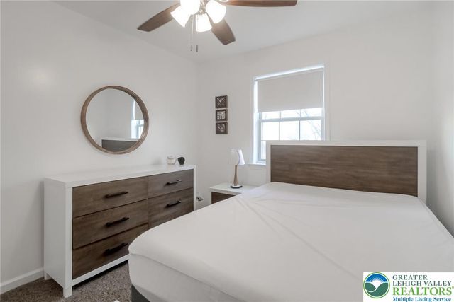 317 West 2nd Street, Alburtis Boro, PA 18011