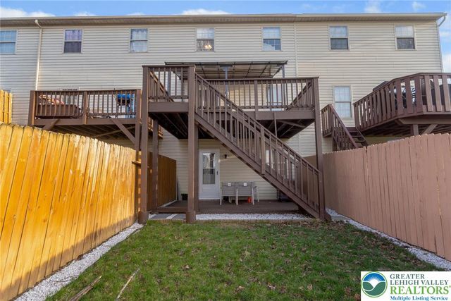 317 West 2nd Street, Alburtis Boro, PA 18011