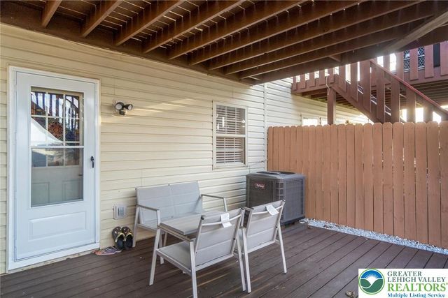 317 West 2nd Street, Alburtis Boro, PA 18011