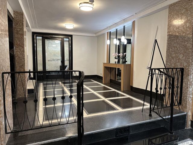 123-25 82nd Avenue 3P, Kew Gardens, NY 11415