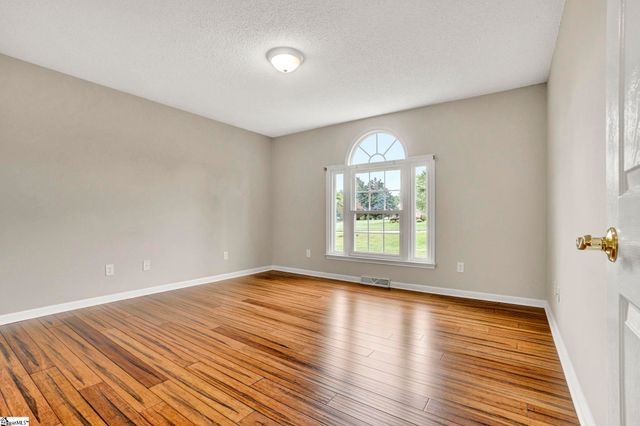 506 Silver Ridge Drive, Greer, SC 29651