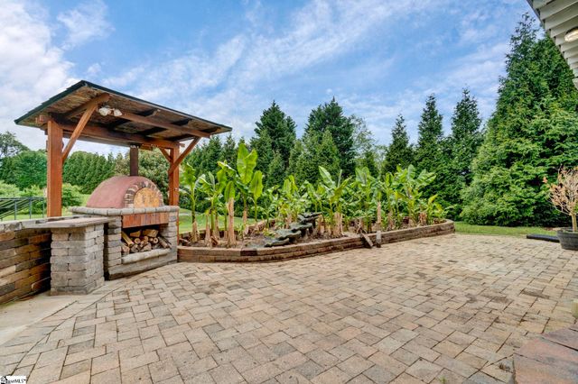 506 Silver Ridge Drive, Greer, SC 29651