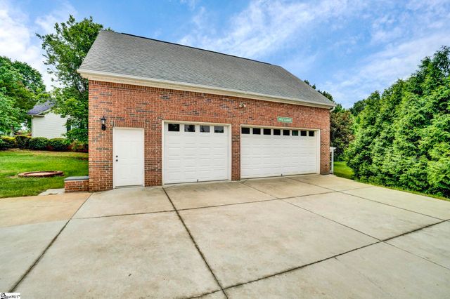 506 Silver Ridge Drive, Greer, SC 29651