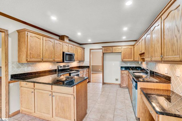 506 Silver Ridge Drive, Greer, SC 29651