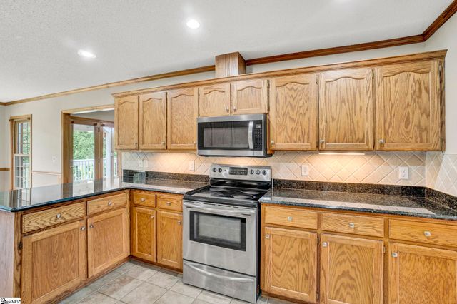 506 Silver Ridge Drive, Greer, SC 29651