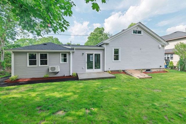 1388 Central St, Stoughton, MA 02072