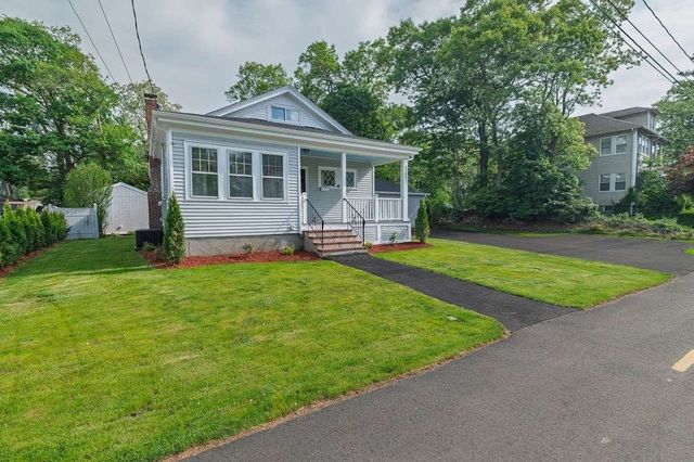 1388 Central St, Stoughton, MA 02072