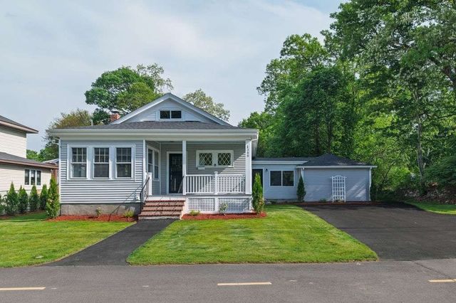 1388 Central St, Stoughton, MA 02072