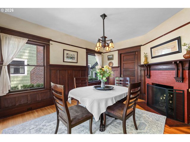 3554 Ne 26TH Ave, Portland, OR 97212