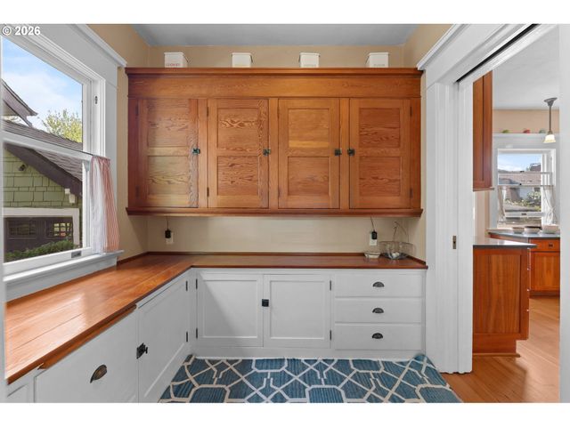 3554 Ne 26TH Ave, Portland, OR 97212