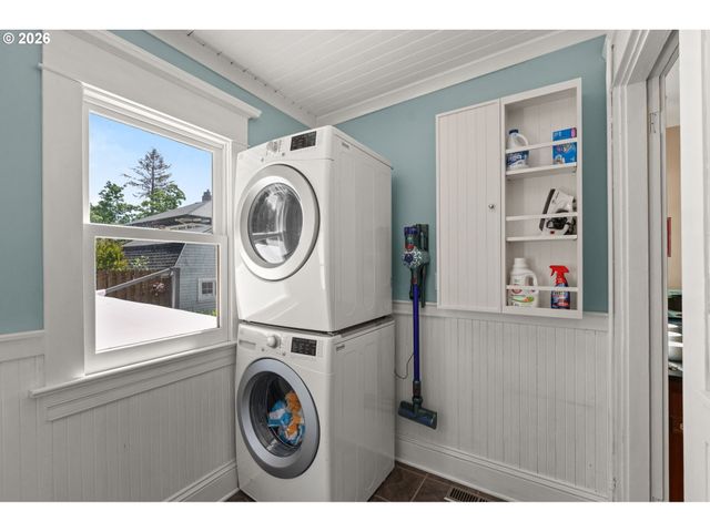 3554 Ne 26TH Ave, Portland, OR 97212