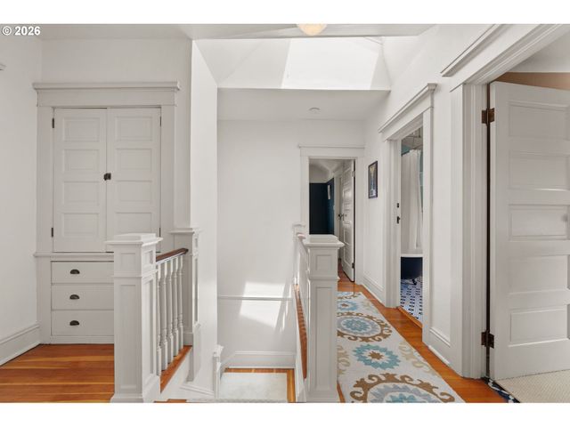 3554 Ne 26TH Ave, Portland, OR 97212