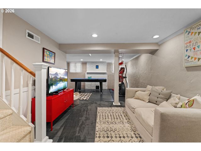 3554 Ne 26TH Ave, Portland, OR 97212