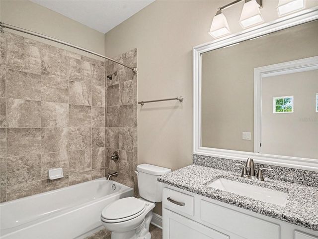 2424 WOOD STREET, Sarasota, FL 34237