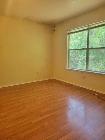 8823 Roaring Point Drive, Houston, TX 77088