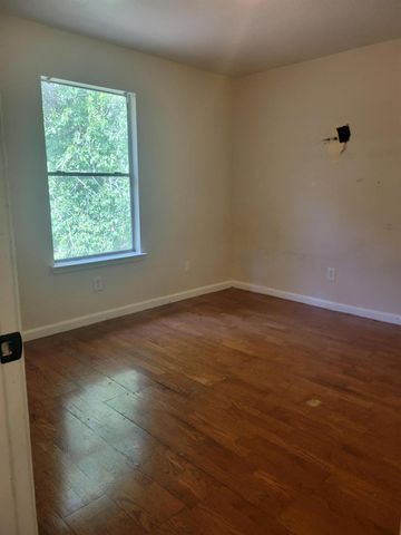 8823 Roaring Point Drive, Houston, TX 77088